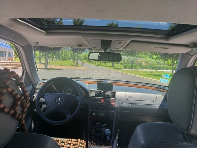Mercedes C 230 2000, 140,000 km - 2.3 л - Balakən