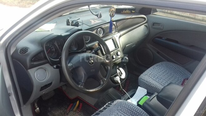 Mitsubishi Airtrek 2003, 198,000 km - 0.2 l - Lənkəran