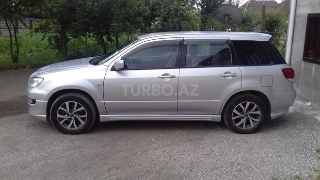 Mitsubishi Airtrek 2003, 198,000 km - 0.2 l - Lənkəran
