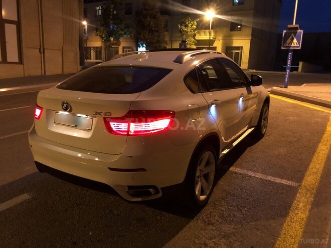 BMW X6 2008, 87,000 km - 4.4 л - Bakı