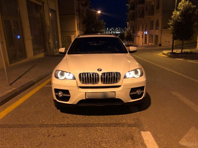 BMW X6 2008, 87,000 km - 4.4 л - Bakı