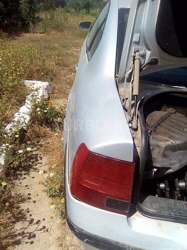 Volkswagen Passat 1998, 188,466 km - 1.8 л - Bakı