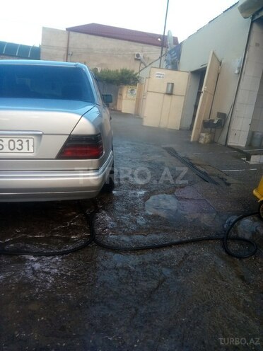 Mercedes E 220 1994, 623,000 km - 2.2 l - Bakı