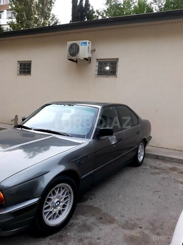 BMW 520 1990, 256,545 km - 0.1 l - Bakı