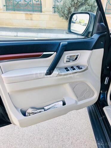 Mitsubishi Pajero 2007, 130,000 km - 3.0 l - Bakı