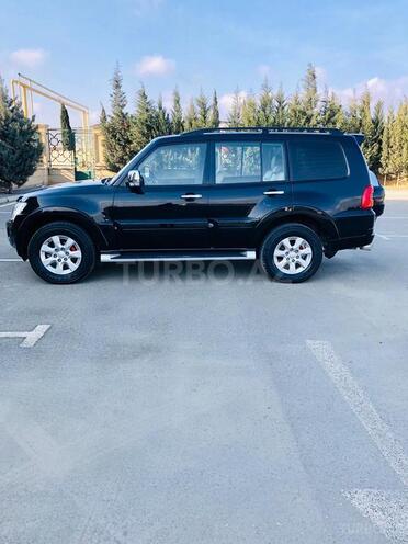 Mitsubishi Pajero 2007, 130,000 km - 3.0 l - Bakı