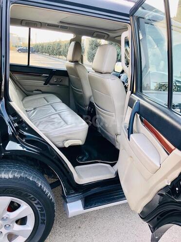 Mitsubishi Pajero 2007, 130,000 km - 3.0 l - Bakı