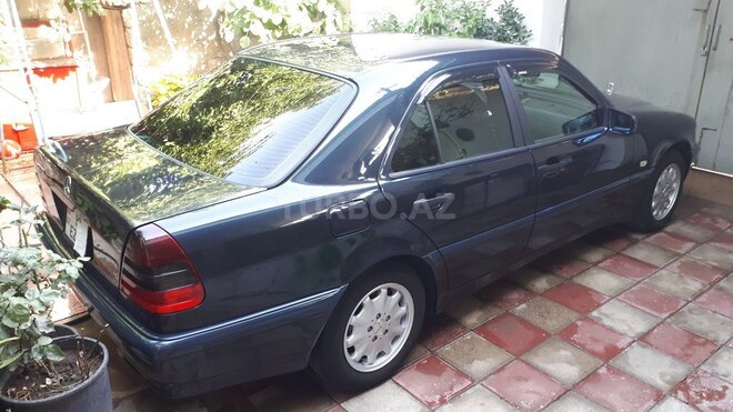 Mercedes C 200 1997, 212,000 km - 2.0 л - Bakı