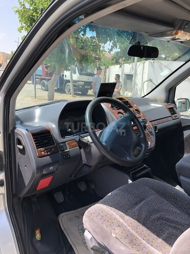 Mercedes Vito 2001, 300,000 km - 2.2 л - Sumqayıt
