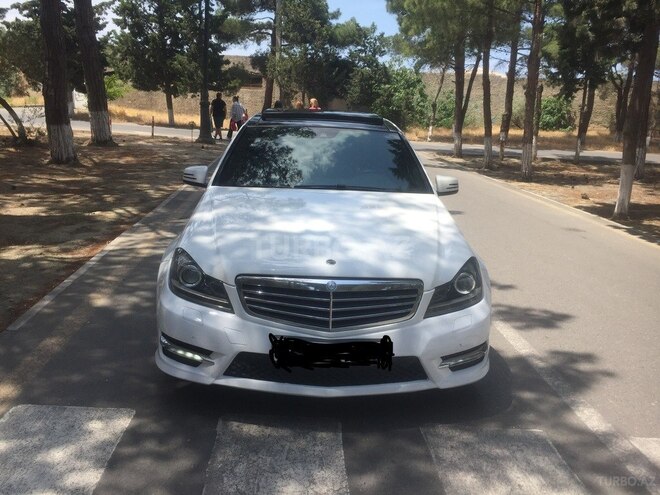 Mercedes C 300 2013, 86,000 km - 3.0 l - Sumqayıt