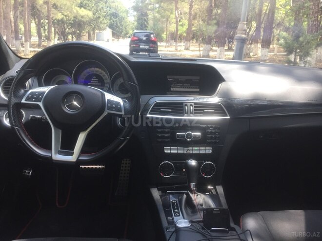 Mercedes C 300 2013, 86,000 km - 3.0 l - Sumqayıt