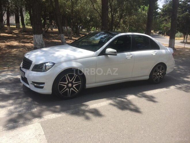 Mercedes C 300 2013, 86,000 km - 3.0 l - Sumqayıt