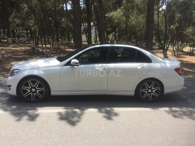 Mercedes C 300 2013, 86,000 km - 3.0 l - Sumqayıt