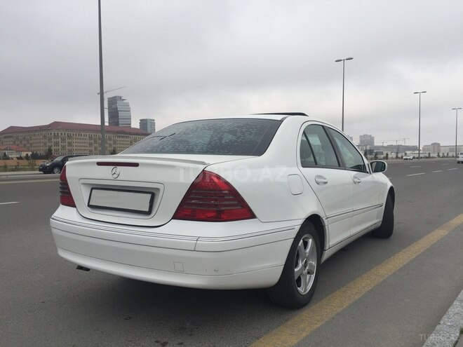 Mercedes C 180 2001, 237,000 km - 2.0 l - Bakı