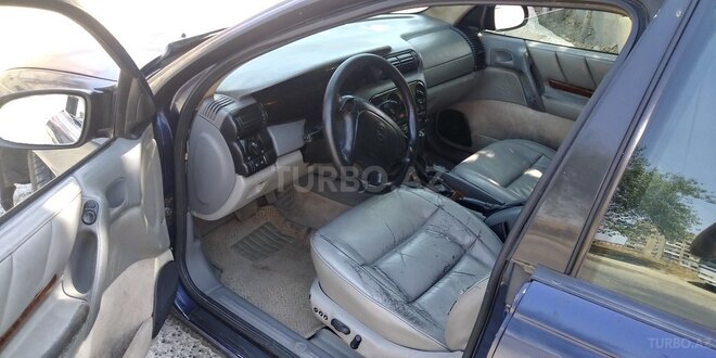 Opel Omega 1995, 250,000 km - 2.5 l - Bakı