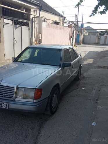 Mercedes E 200 1993, 182,030 km - 2.0 л - Bakı