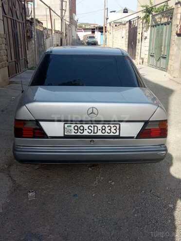 Mercedes E 200 1993, 182,030 km - 2.0 л - Bakı