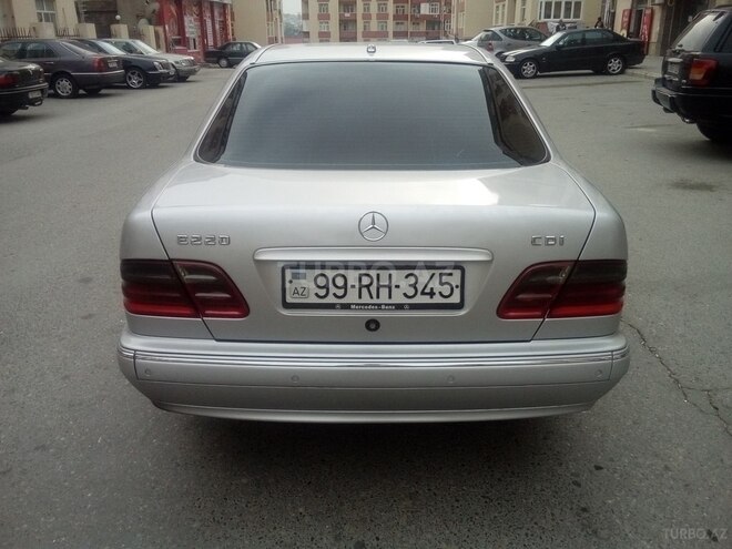 Mercedes E 220 2001, 339,000 km - 0.2 л - Bakı