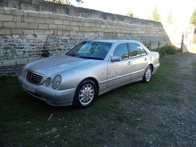 Mercedes E 220 2001, 339,000 km - 0.2 л - Bakı