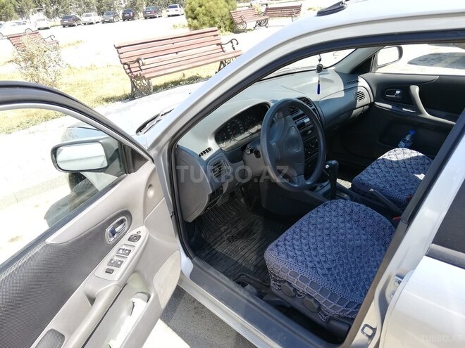 Mazda  2001, 149,000 km - 2.0 l - Sumqayıt