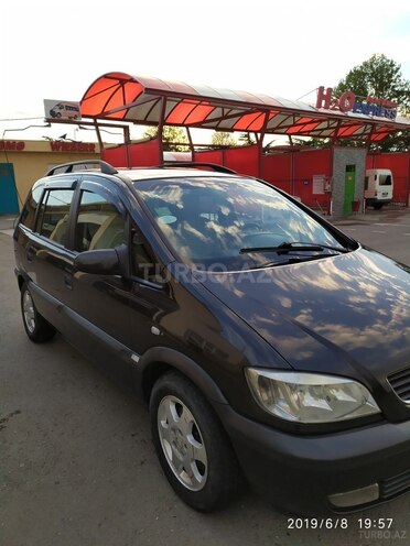 Opel Zafira 1999, 240,000 km - 1.8 l - Gəncə