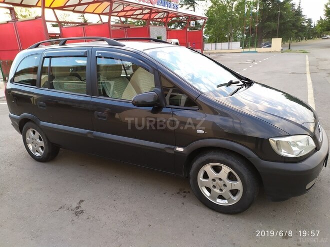 Opel Zafira 1999, 240,000 km - 1.8 l - Gəncə