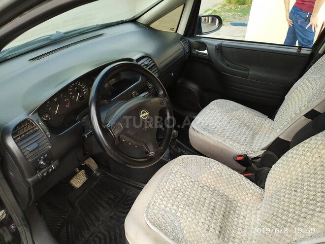 Opel Zafira 1999, 240,000 km - 1.8 l - Gəncə