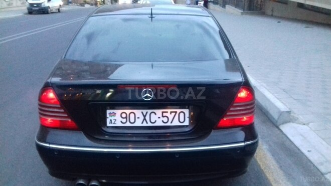 Mercedes C 320 2001, 260,000 km - 3.2 l - Bakı