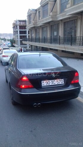 Mercedes C 320 2001, 260,000 km - 3.2 l - Bakı