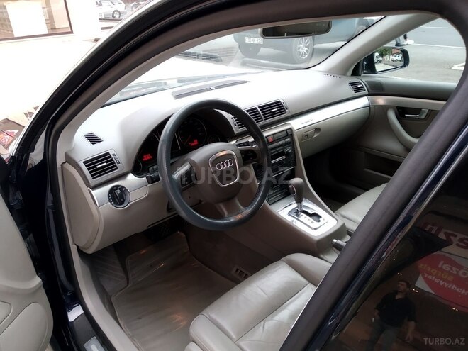 Audi A4 2005, 282,000 km - 2.0 l - Bakı