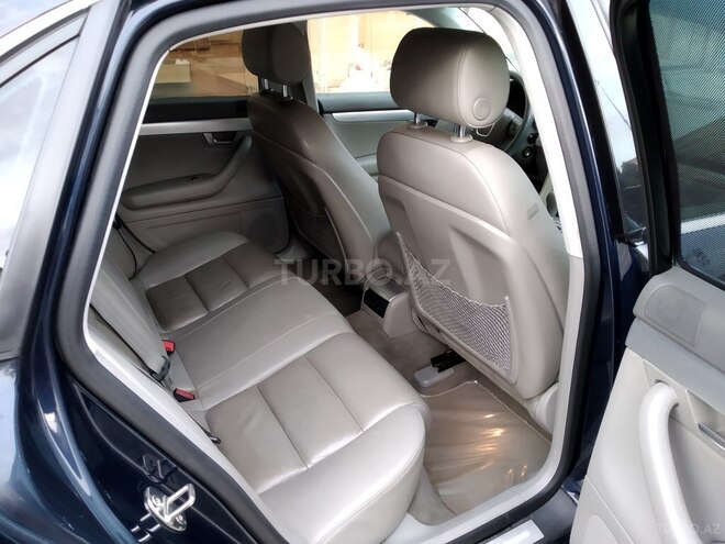 Audi A4 2005, 282,000 km - 2.0 l - Bakı