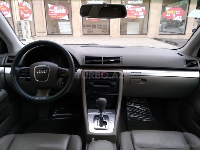 Audi A4 2005, 282,000 km - 2.0 l - Bakı