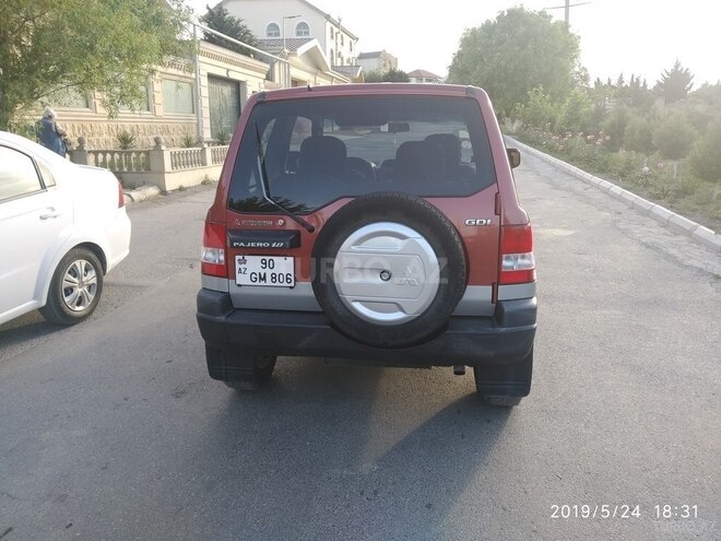 Mitsubishi Pajero io 1999, 183,000 km - 1.8 l - Bakı
