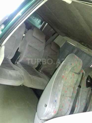 Mercedes Vito 2001, 538,500 km - 2.2 л - Yevlax