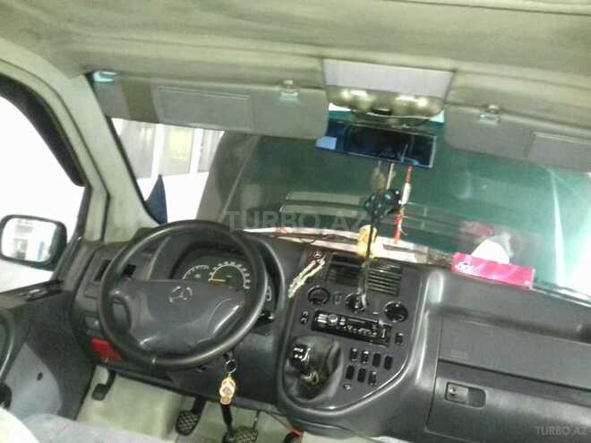 Mercedes Vito 2001, 538,500 km - 2.2 л - Yevlax