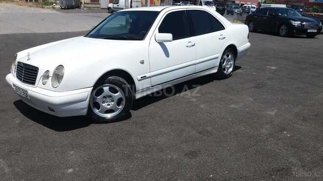 Mercedes E 220 1998, 413,000 km - 2.2 l - Bakı