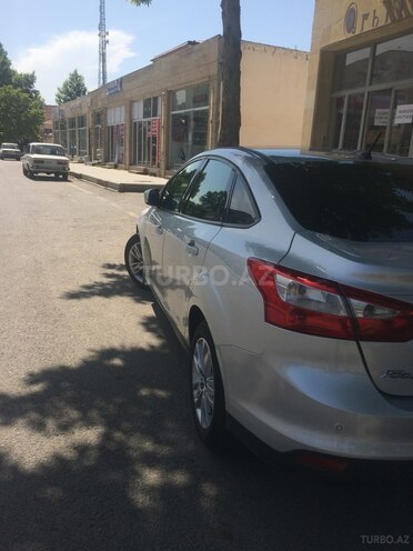 Ford Focus 2013, 124,000 km - 1.6 л - Bərdə