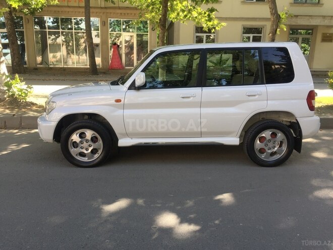 Mitsubishi Pajero io 2001, 115,878 km - 2.0 l - Mingəçevir