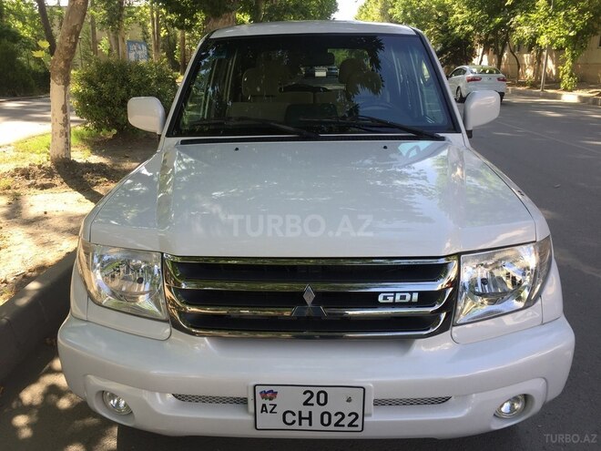 Mitsubishi Pajero io 2001, 115,878 km - 2.0 l - Mingəçevir