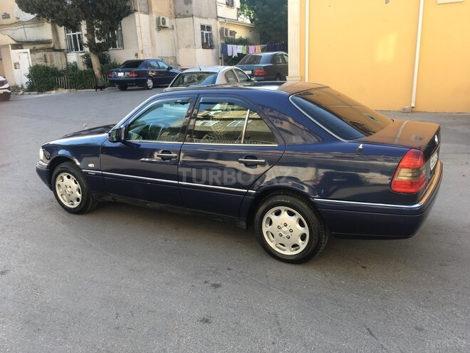 Mercedes C 180 1996, 310,000 km - 16.0 l - Bakı