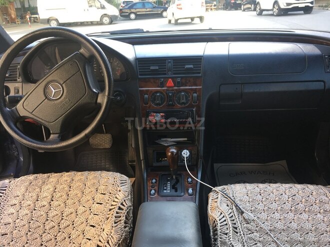 Mercedes C 180 1996, 310,000 km - 16.0 l - Bakı