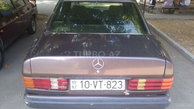 Mercedes 190 1991, 260,000 km - 2.0 l - Mingəçevir