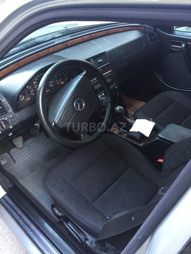 Mercedes C 180 1998, 260,000 km - 1.8 l - Mingəçevir