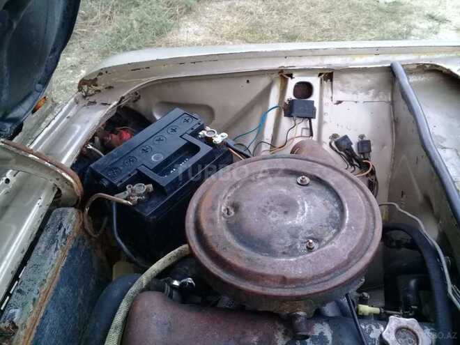 LADA (VAZ) 2106 1980, 296,000 km - 1.5 л - Salyan