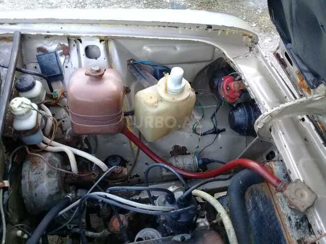 LADA (VAZ) 2106 1980, 296,000 km - 1.5 л - Salyan