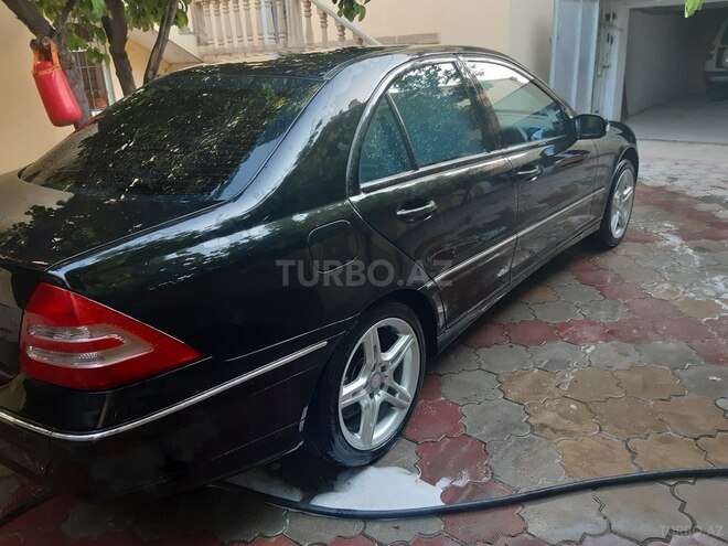 Mercedes C 200 2001, 246,000 km - 2.0 l - Bakı