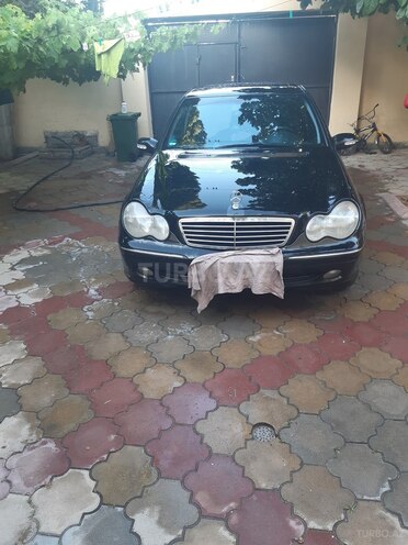 Mercedes C 200 2001, 246,000 km - 2.0 l - Bakı
