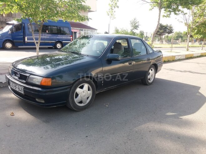 Opel Vectra 1994, 450,000 km - 2.0 л - Mingəçevir