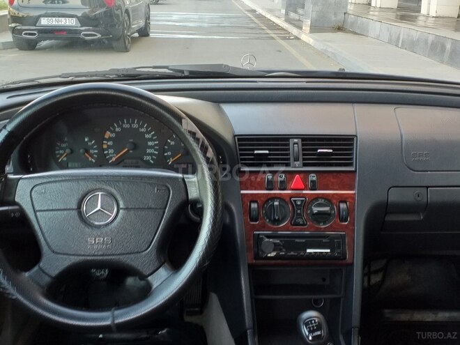 Mercedes C 220 1999, 55,555 km - 2.2 l - Bakı