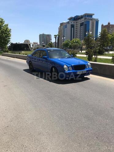 Mercedes E 240 1999, 310,000 km - 2.4 l - Bakı